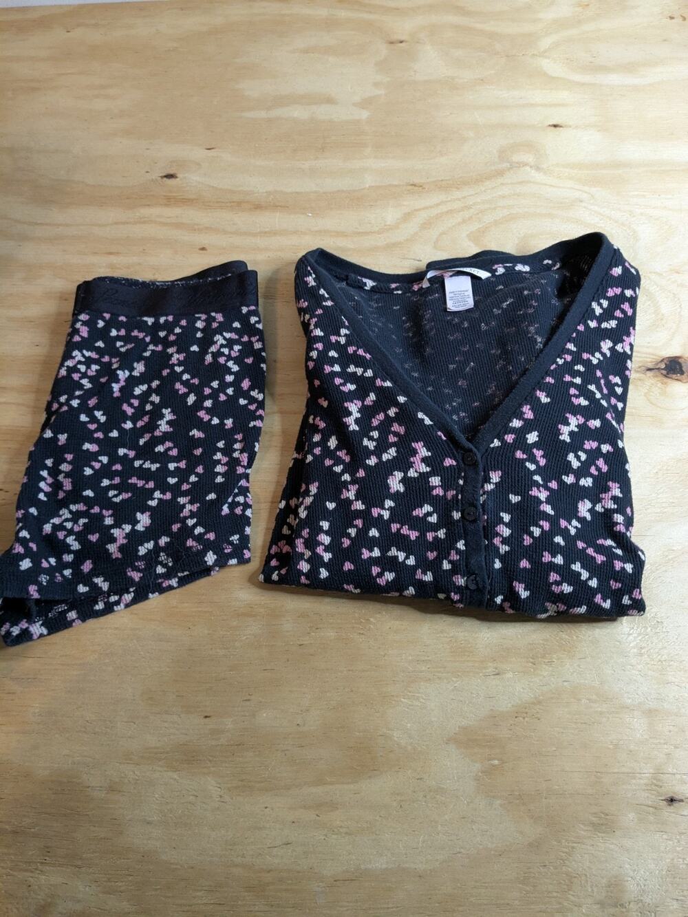 Victorias Secret Women's Pajama Set Sz XS Shirt Shorts PJ Set Black Pink Hearts